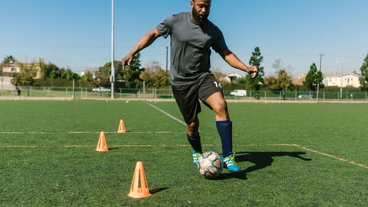 Exercícios de ativação cardiovascular antes do futebol para emagrecer