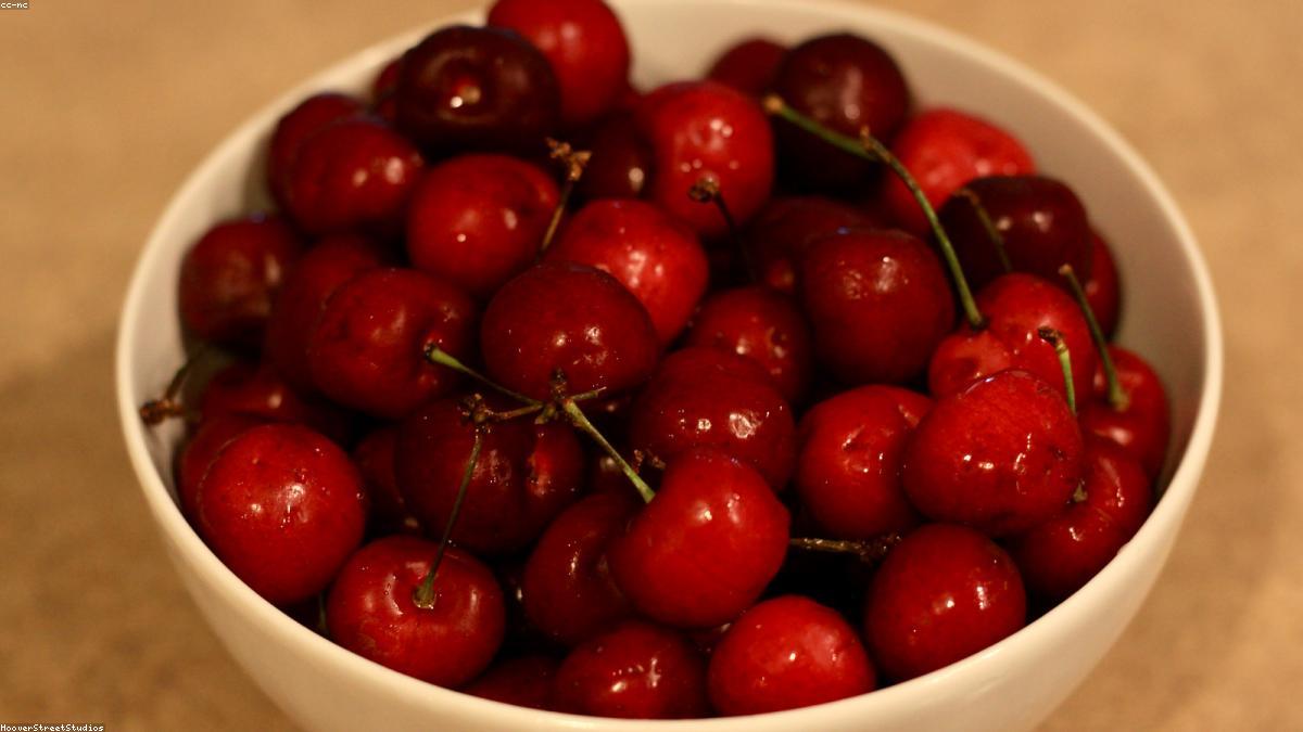 mudança na alimentação saudável acontecendo agora com frutas e alimentos naturais