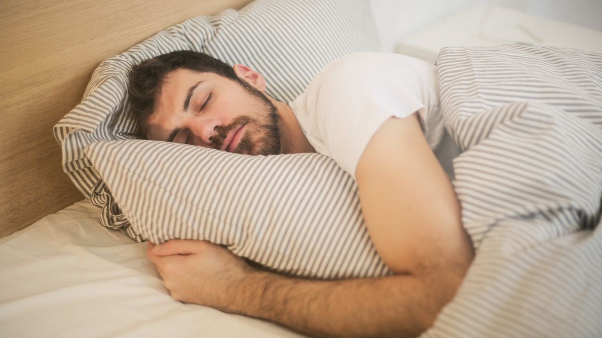 sono e descanso como sinais que o corpo guarda sobre saúde e recuperação